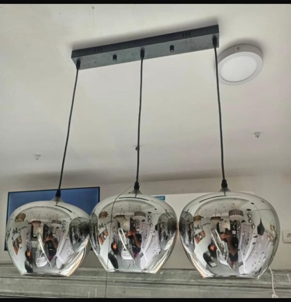 SUSPENSION EN VERRE 3 LAMPES SOPPORT SOND-LUSTRE A CAGES METALLIQUES NOIRES – Image 2