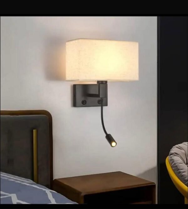 APPLIQUE MURALE MODERNE AVEC LISEUSE-LUMINAIRE DOUBLE POUR CHAMBRE D'HOTEL OU SALON – Image 2