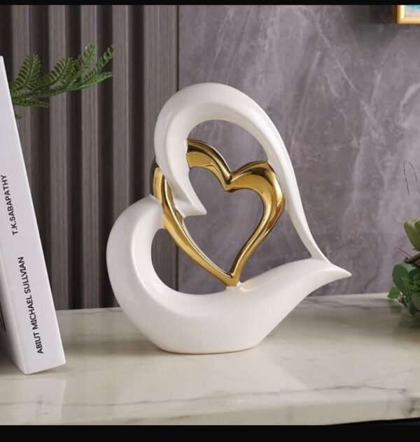 SCULPTURE COEURS EN CERAMIQUE-OBJET DE DECORATION ROMANTIQUE ET MODERNE