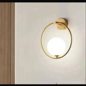 APPLIQUE MURALE LED MODERNE DOREE-LUMINAIRE DESIGN EN ANNEAU AVEC GLOBE