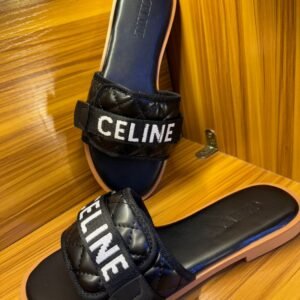 Sandales Celine Matelassées - Claquettes Noires avec Logo