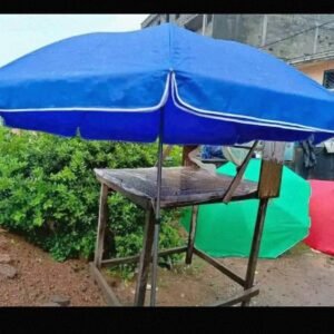 Parasol de marché bleu - Pour une protection solaire efficace doublé et durable